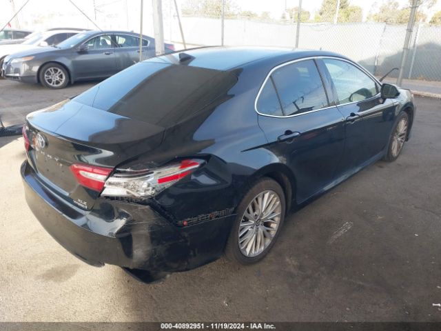 4T1B21HK3JU006234 Toyota Camry Hybrid Xle