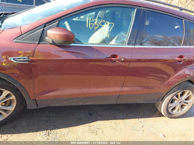 Ford ESCAPE SE 2018 1FMCU0GD5JUA03637 Image 14