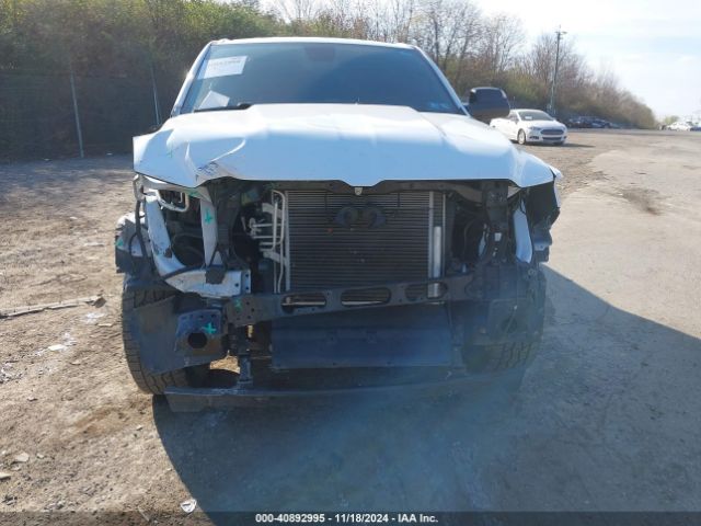 1C6SRFFT5KN857740 RAM 1500 Big Horn/lone Star  4x4 5'7 Box