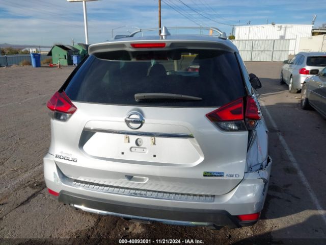 5N1AT2MV5LC737741 Nissan Rogue S Intelligent Awd