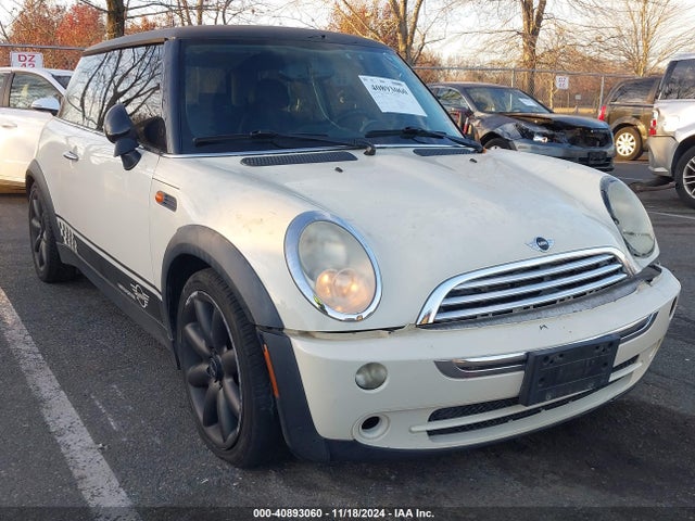 2005 MINI COOPER WMWRC33435TJ65848 Photo 0