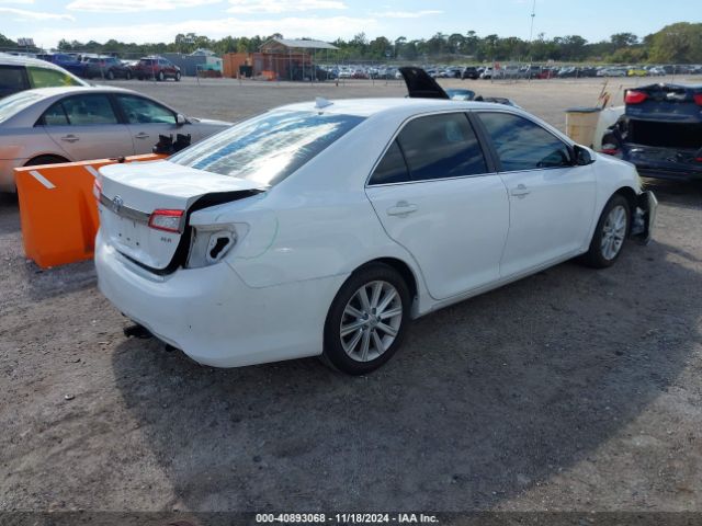 4T1BF1FK1EU830486 Toyota CAMRY XLE