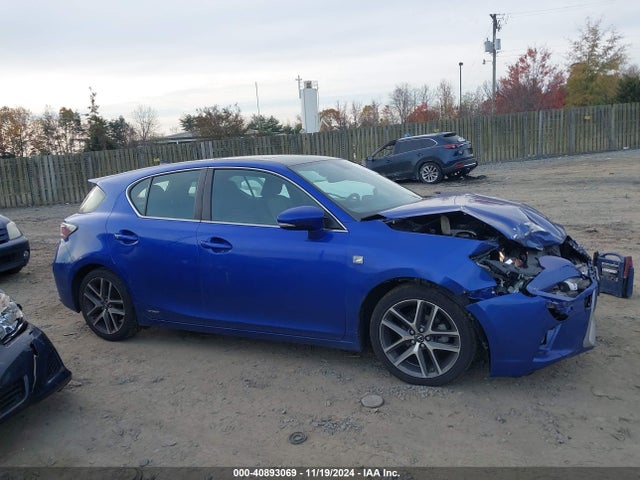 Lexus CT 200H 2015 JTHKD5BH9F2217474 Image 13