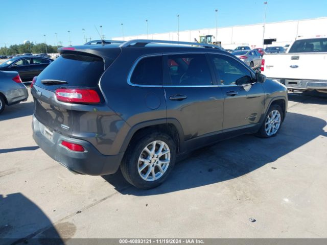 1C4PJLCS0FW631654 Jeep Cherokee Latitude