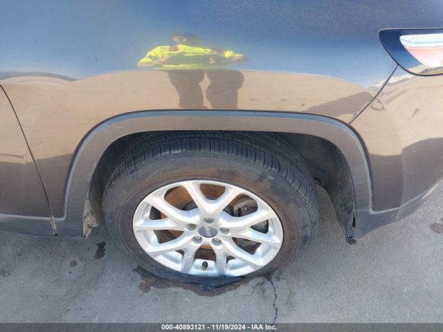 1C4PJLCS0FW631654 Jeep Cherokee Latitude