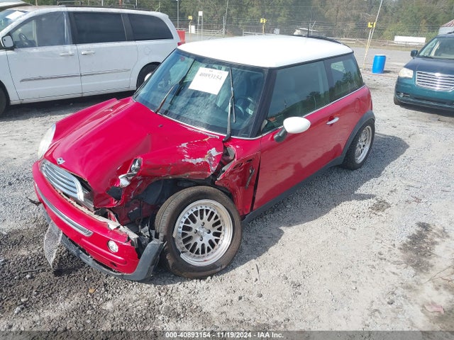 2002 MINI COOPER WMWRC33452TC31928 Photo 1