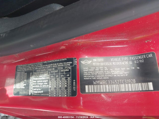 2002 MINI COOPER WMWRC33452TC31928 Photo 8