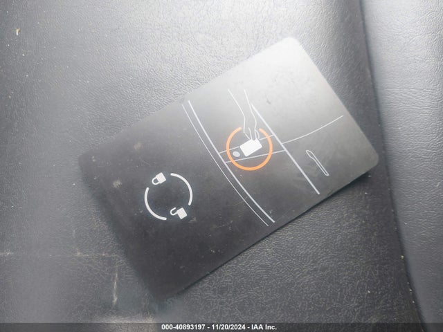 2018 TESLA MODEL 3 5YJ3E1EB2JF103695 Photo 10