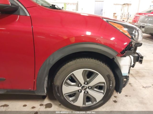 KNDCB3LC6L5448443 KIA NIRO LX