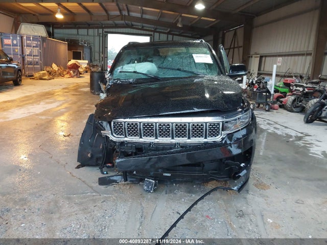 1C4SJVFP0PS511617 Jeep Grand Wagoneer Series Ii 4x4