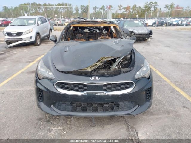 KNAE25LA1J6011067 KIA Stinger Premium