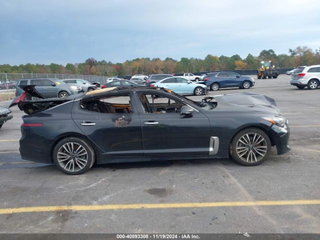 KNAE25LA1J6011067 KIA Stinger Premium
