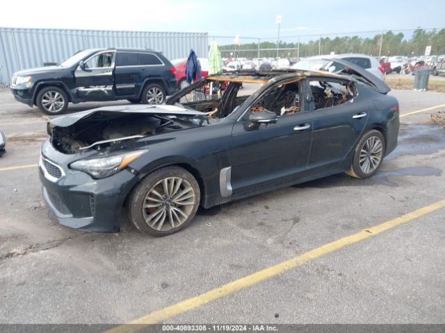 KNAE25LA1J6011067 KIA Stinger Premium