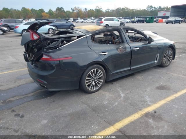 KNAE25LA1J6011067 KIA Stinger Premium