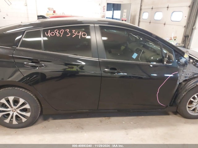 Toyota Prius Xle Awd-e 2021 JTDL9MFU7M3029438 Image 13