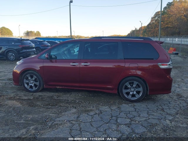 Toyota Sienna Se 8 Passenger 2017 5TDXZ3DC2HS852854 Image 14