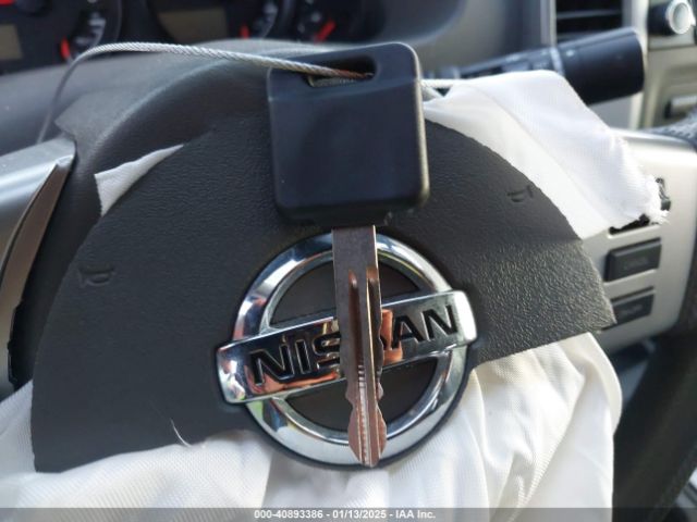 1N6AD0EV6JN741929 Nissan 2018