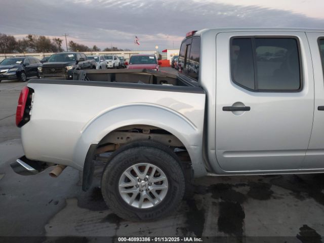 1N6AD0EV6JN741929 Nissan 2018
