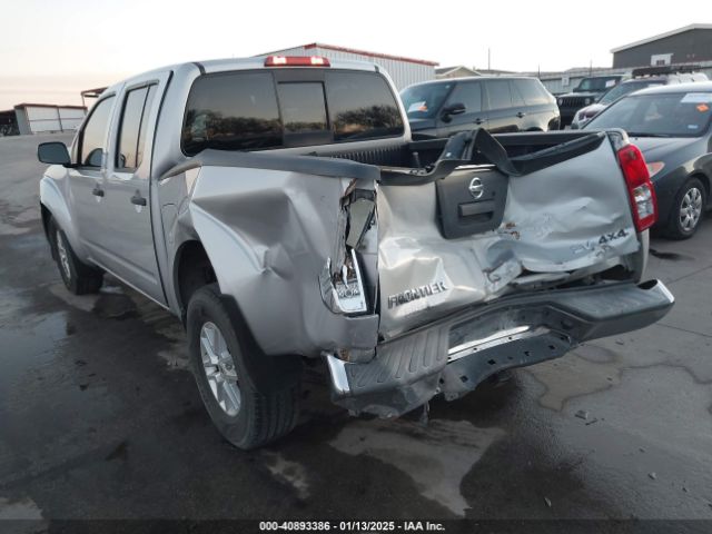 1N6AD0EV6JN741929 Nissan 2018