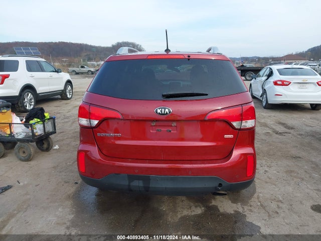 KIA SORENTO LX 2015 5XYKTCA60FG631998 Image 17