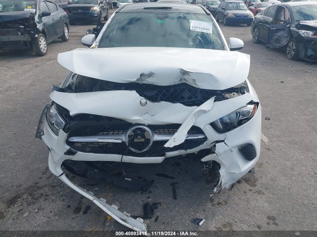 W1K3G4EB0MJ289770 Mercedes-Benz A 220