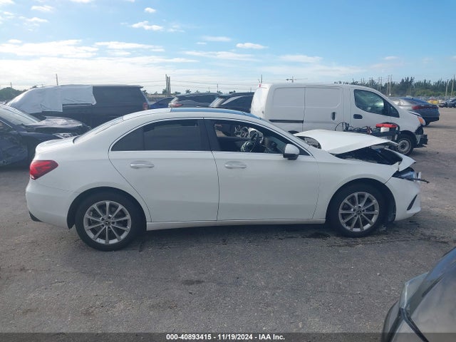 W1K3G4EB0MJ289770 Mercedes-Benz A 220