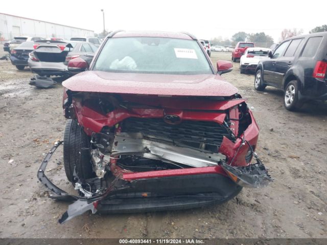 2T3C1RFV4MW133895 Toyota Rav4 Xle Premium