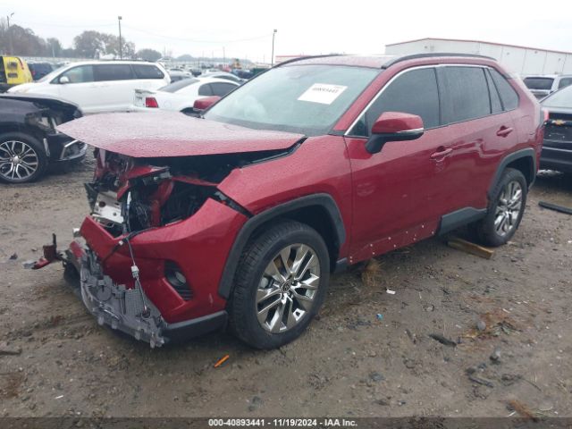 2T3C1RFV4MW133895 Toyota Rav4 Xle Premium