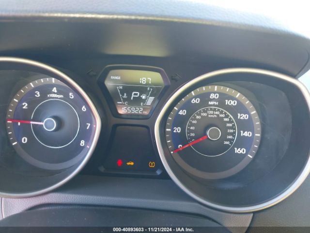 5NPDH4AE6FH580247 Hyundai ELANTRA SE