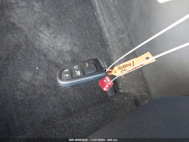 1C4PJMCS6FW775067 Jeep Cherokee Latitude Altitude