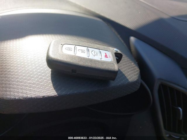 KMHTC6AE6FU238644 Hyundai Veloster Turbo