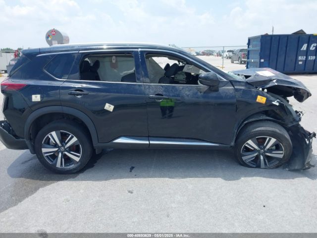 5N1AT3CAXMC703557 Nissan Rogue Sl Fwd