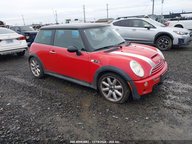 2006 MINI COOPER S WMWRE33516TN26580 Photo 0