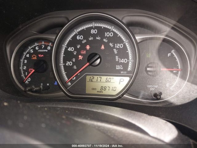 VNKKTUD30HA078397 Toyota YARIS LE