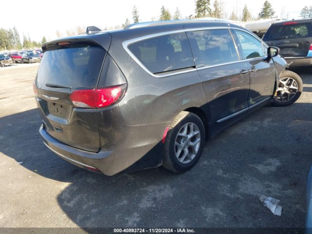2C4RC1EGXJR156757 Chrysler Pacifica Touring-l Plus