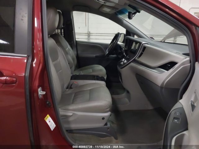 5TDKK3DC4FS555418 Toyota Sienna Le 8 Passenger