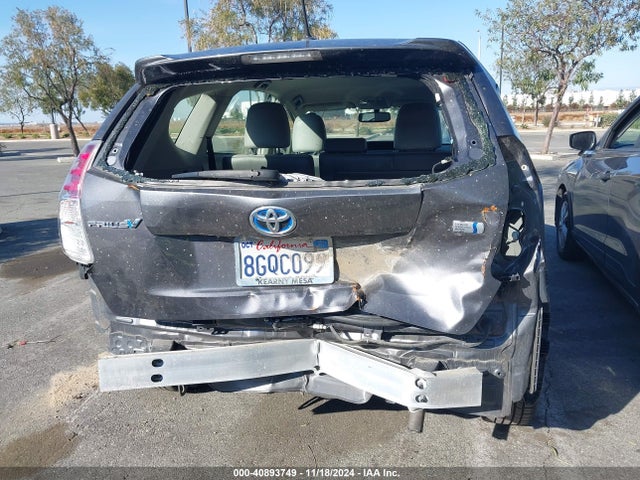 Toyota Prius V Four 2017 JTDZN3EU0HJ071551 Image 16