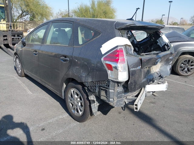 Toyota Prius V Four 2017 JTDZN3EU0HJ071551 Image 3