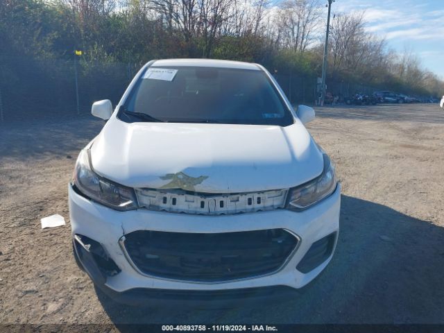 3GNCJNSB9HL269092 Chevrolet TRAX LS