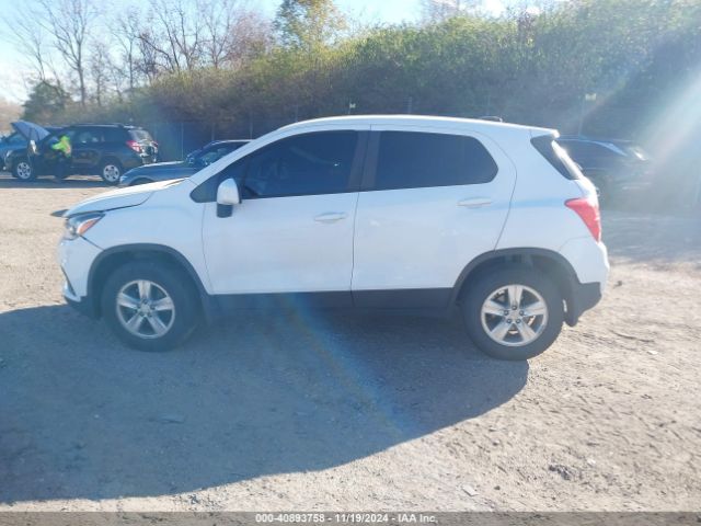 3GNCJNSB9HL269092 Chevrolet TRAX LS