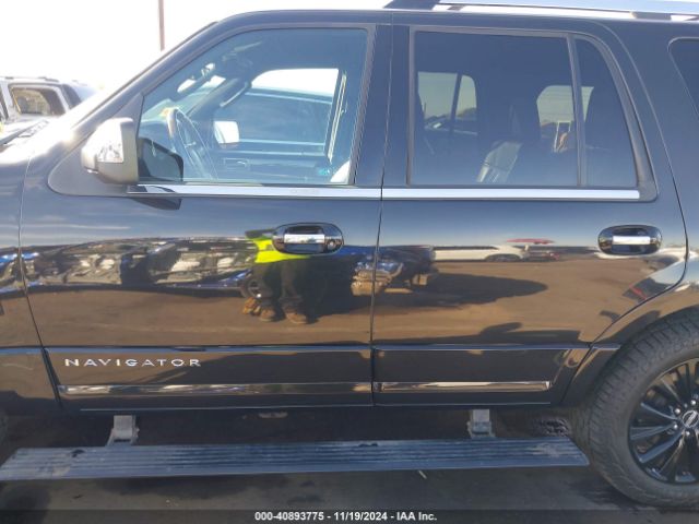 5LMJJ2JT6FEJ03918 Lincoln Navigator