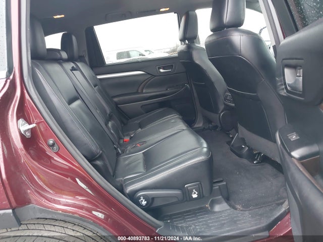 Toyota Highlander Xle 2017 5TDJZRFH0HS375651 Image 8