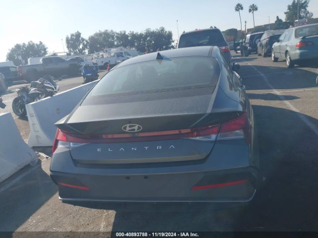 KMHLM4DG8RU807724 Hyundai ELANTRA SEL