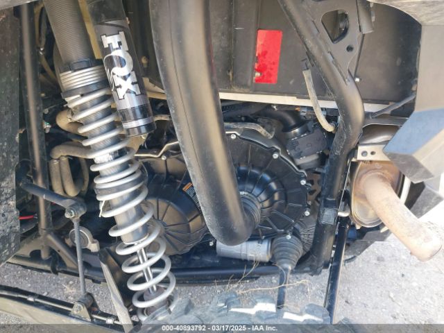 2023 POLARIS RZR 3NSRAE927PF294156 Photo 8
