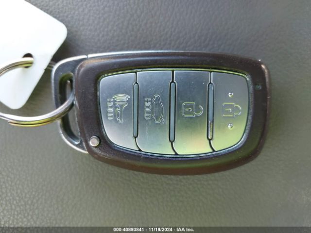 5NPD94LA7KH464587 Hyundai Elantra Eco
