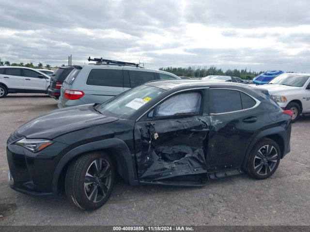 JTHX3JBH3L2030132 Lexus UX 200