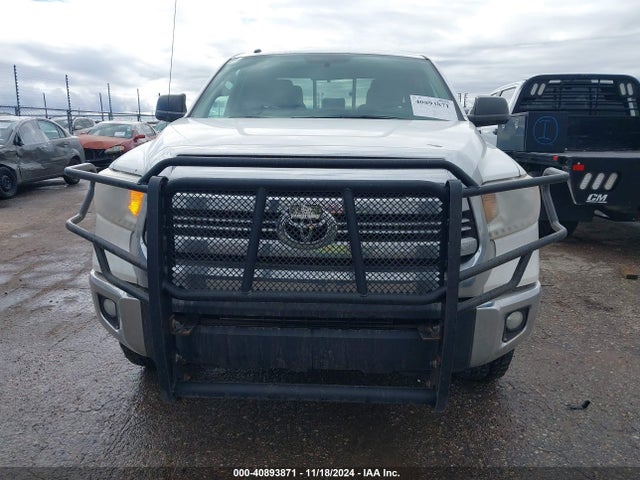 5TFCW5F19HX021375 Toyota Tundra Sr5 5.7l V8