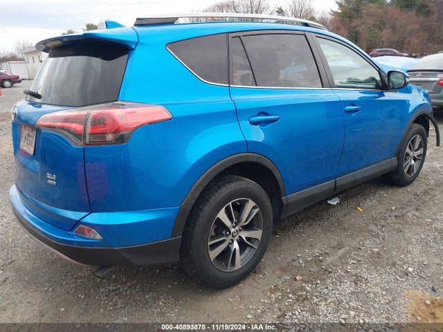 Toyota Rav4 Xle 2017 2T3RFREVXHW683508 Image 4