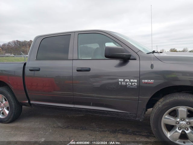 1C6RR6KT6KS562460 RAM 1500 Classic Tradesman  4x2 5'7 Box