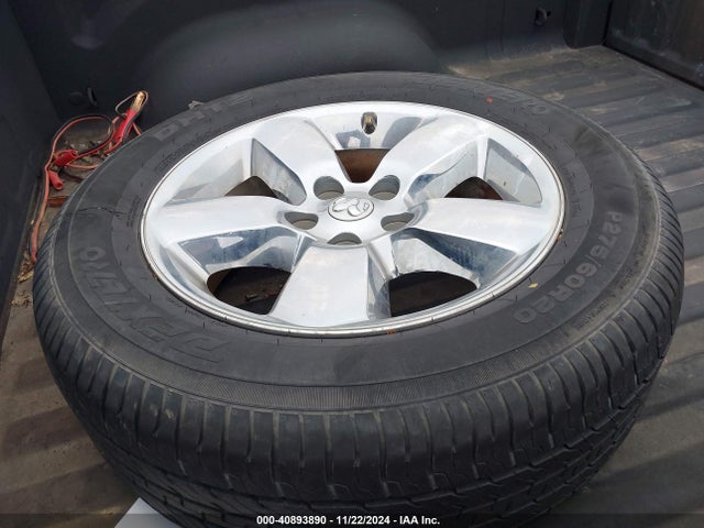 1C6RR6KT6KS562460 RAM 1500 Classic Tradesman  4x2 5'7 Box